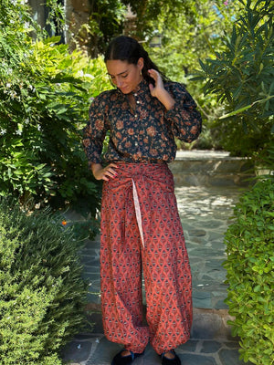 PANTALÓN HOJITAS