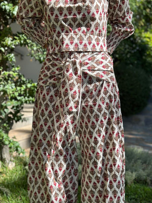 PANTALÓN HOJITAS