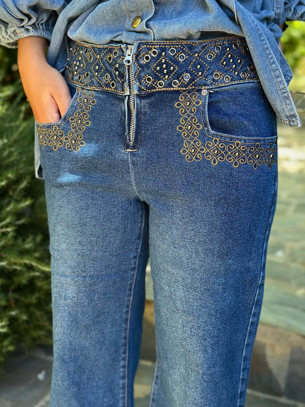 VAQUERO TACHAS AZUL