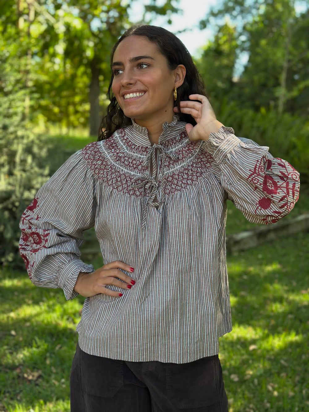 BLUSA BORDADOS