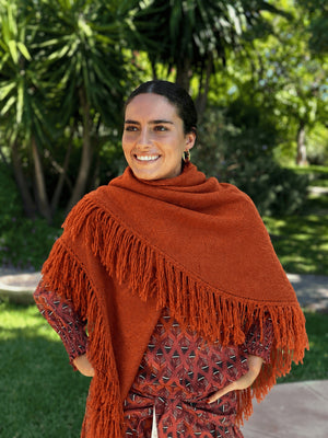 PONCHO FLECOS NARANJA
