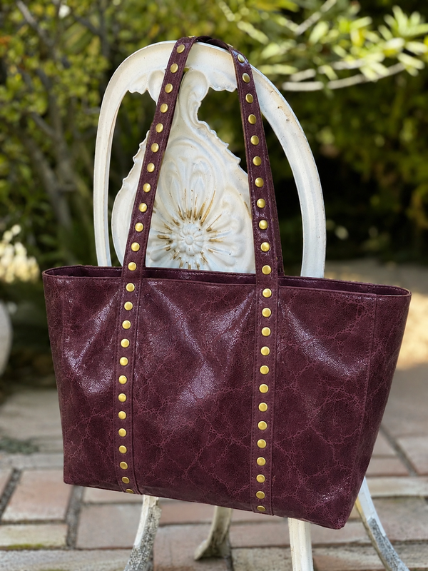 BOLSO METALIZADO TACHAS