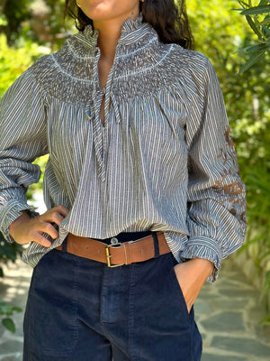 BLUSA BORDADOS