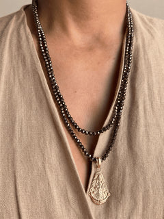 COLLAR BOLITAS MEDALLA VIRGEN DEL ROCÍO