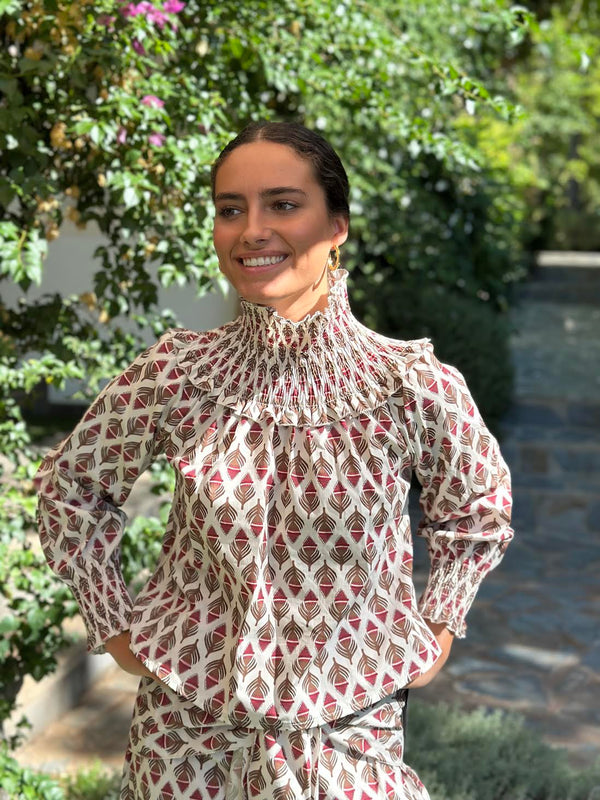 BLUSA HOJITAS