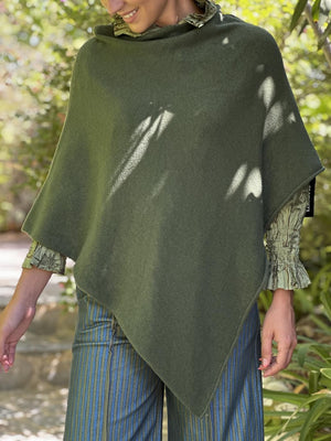 PONCHO PUNTO VERDE