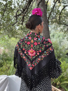 MANTÓN MARGARITA NEGRO