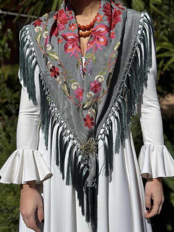 MANTÓN REAL GRIS