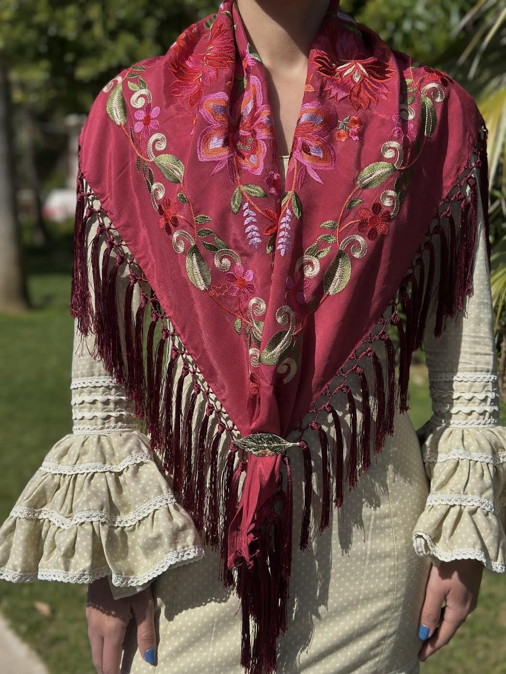 MANTÓN REAL GRANATE