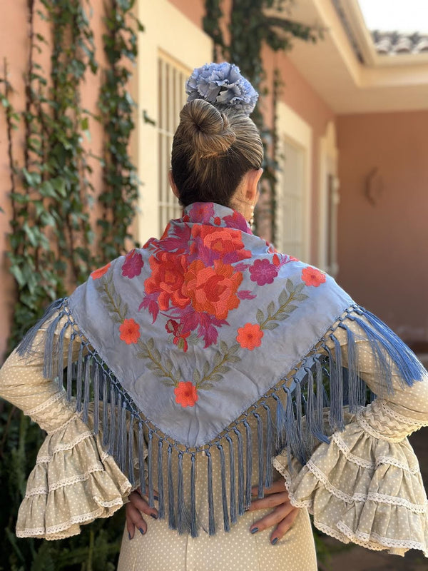 MANTÓN ABRIL CELESTE