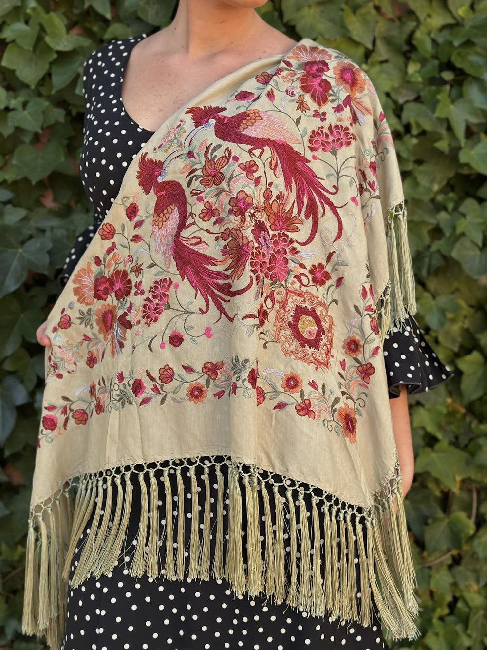 MANTÓN ISABELINO VERDE SECO