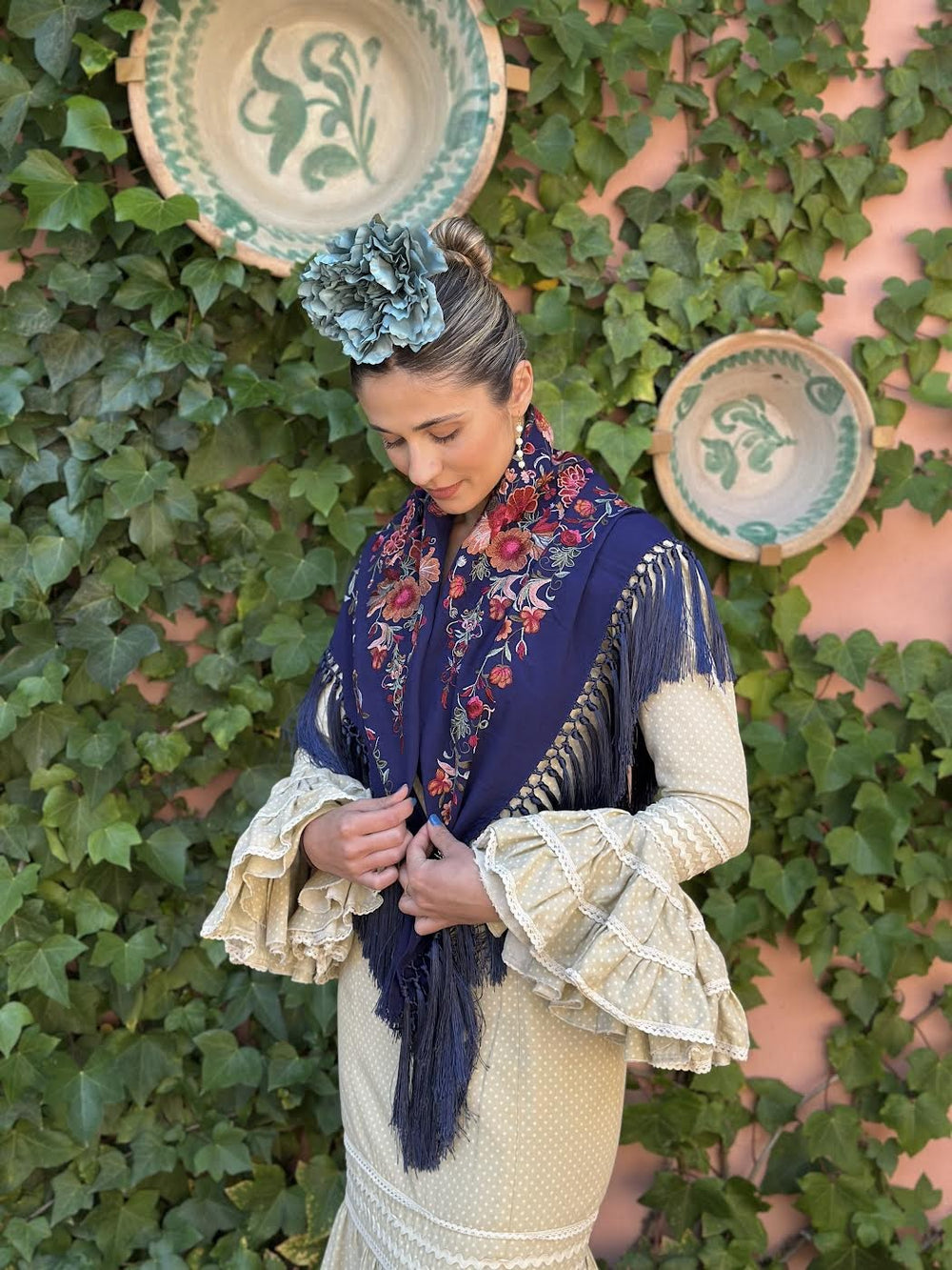 MANTÓN ISABELINO AZUL