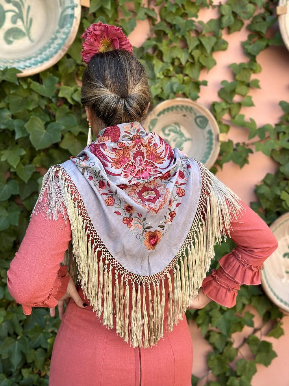 MANTÓN ISABELINO COMBINADO