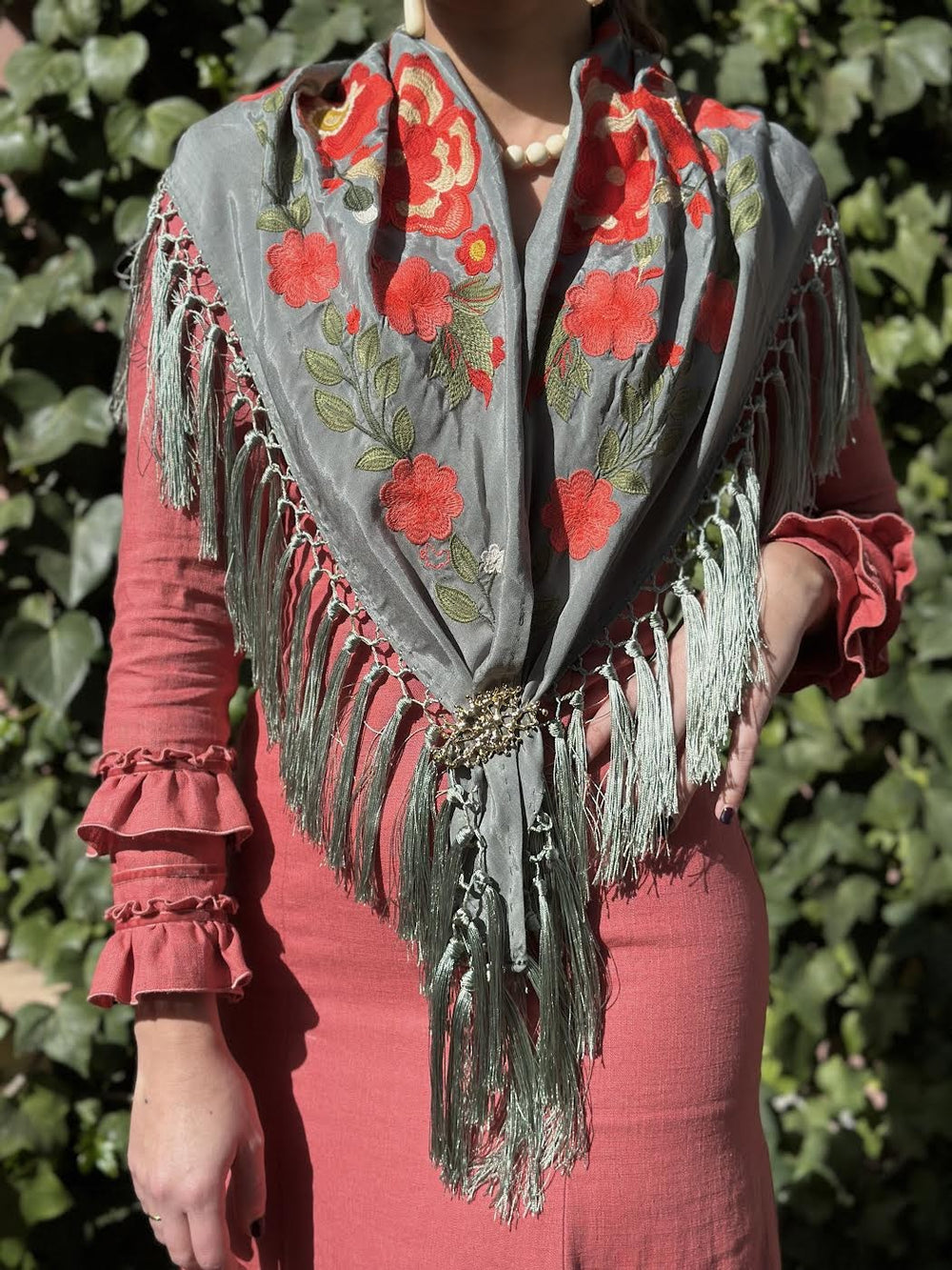 MANTÓN FLORAL VERDE JABONOSO