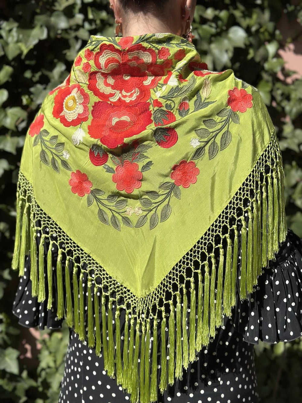 MANTÓN FLORAL LIMA