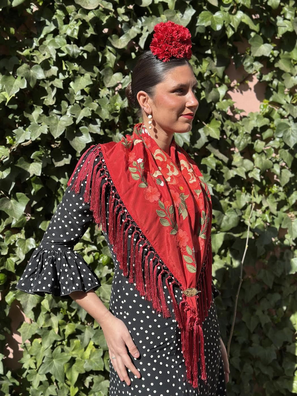 MANTÓN FLORAL ROJO