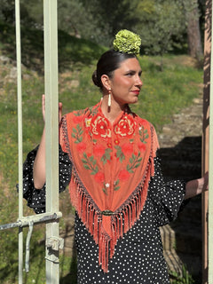 MANTÓN FLORAL CORAL