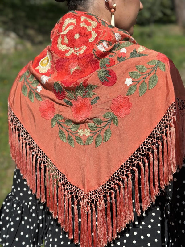 MANTÓN FLORAL CORAL