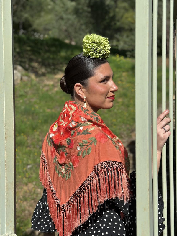 MANTÓN FLORAL CORAL