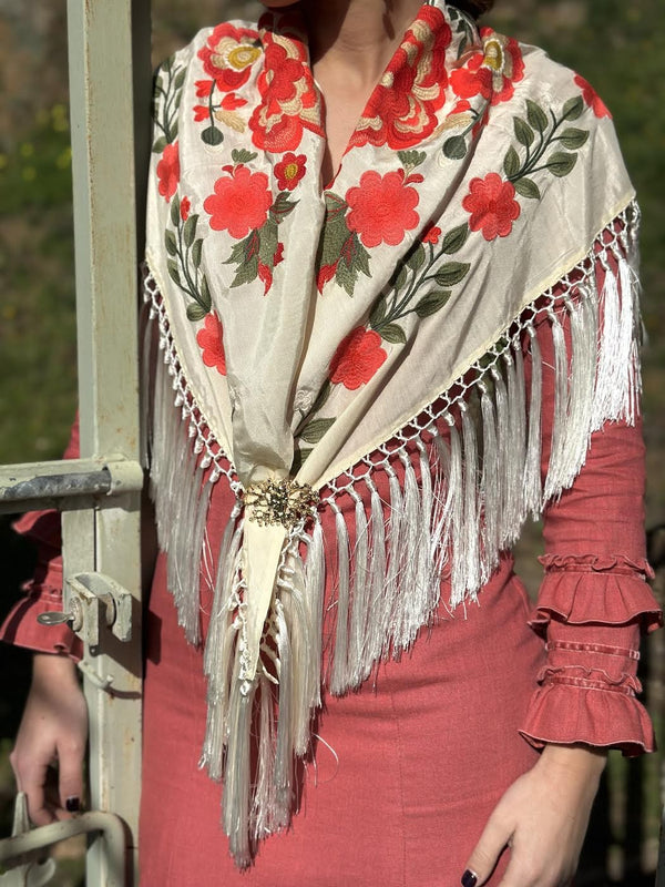 MANTÓN FLORAL COLOR HUESO