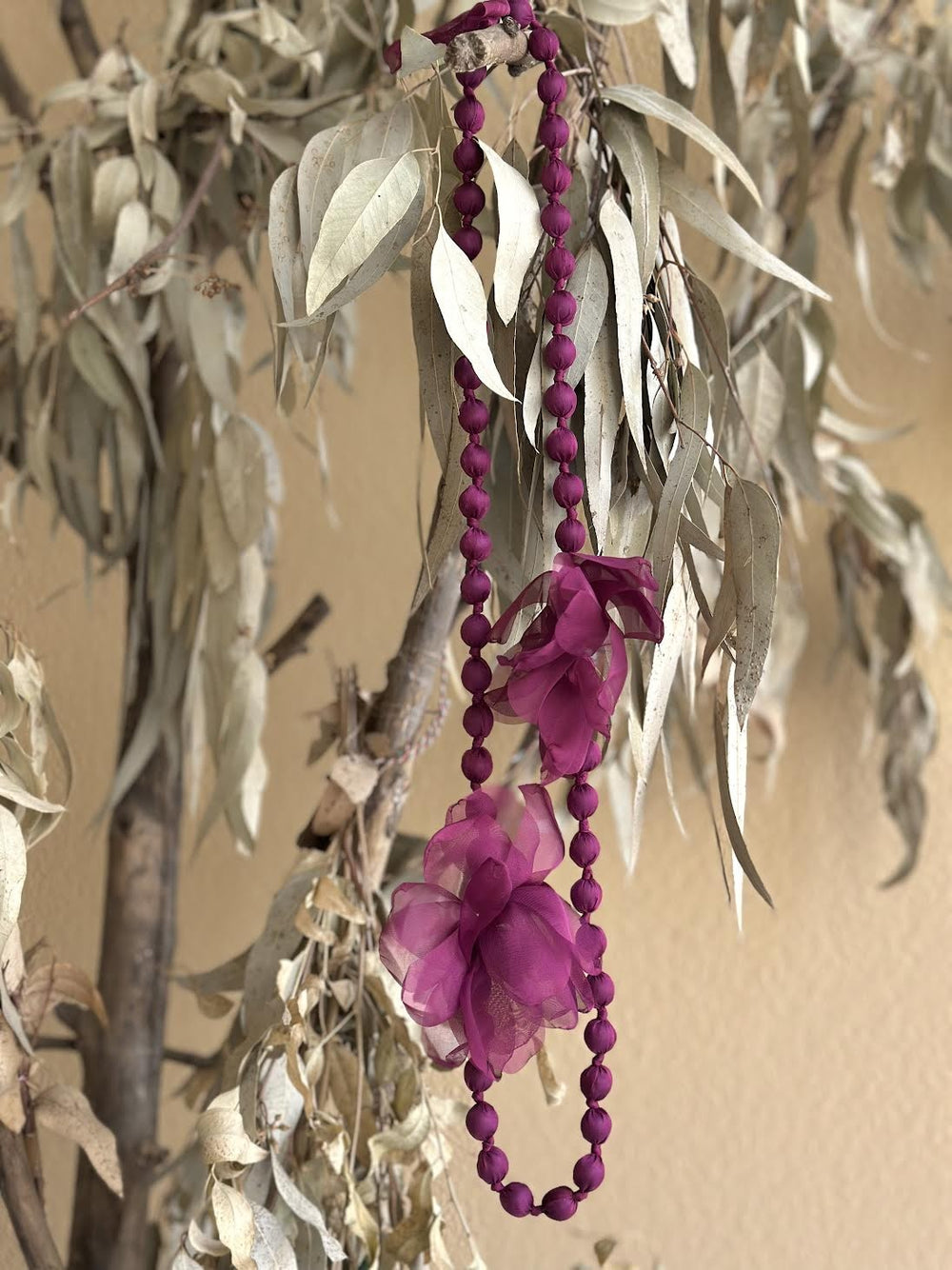 COLLAR FLORECITAS BUGANVILLA