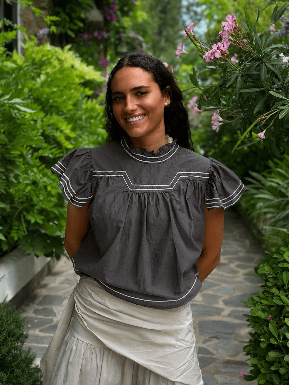 BLUSA BORDADOS