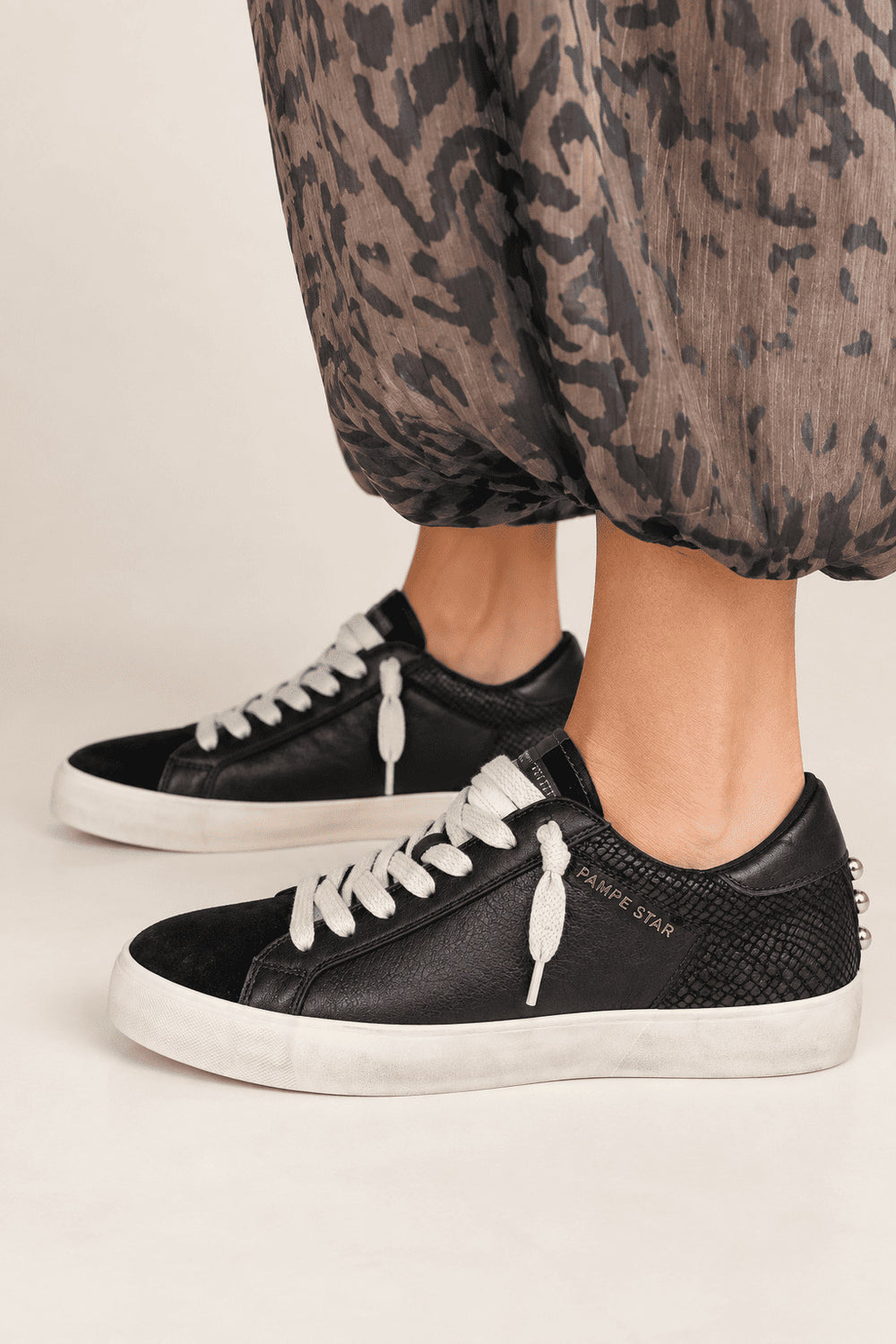 ZAPATILLA TACHAS